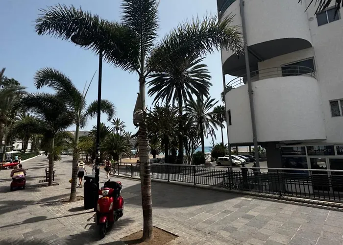 Tagora Del Guayero * Los Cristianos (Tenerife)